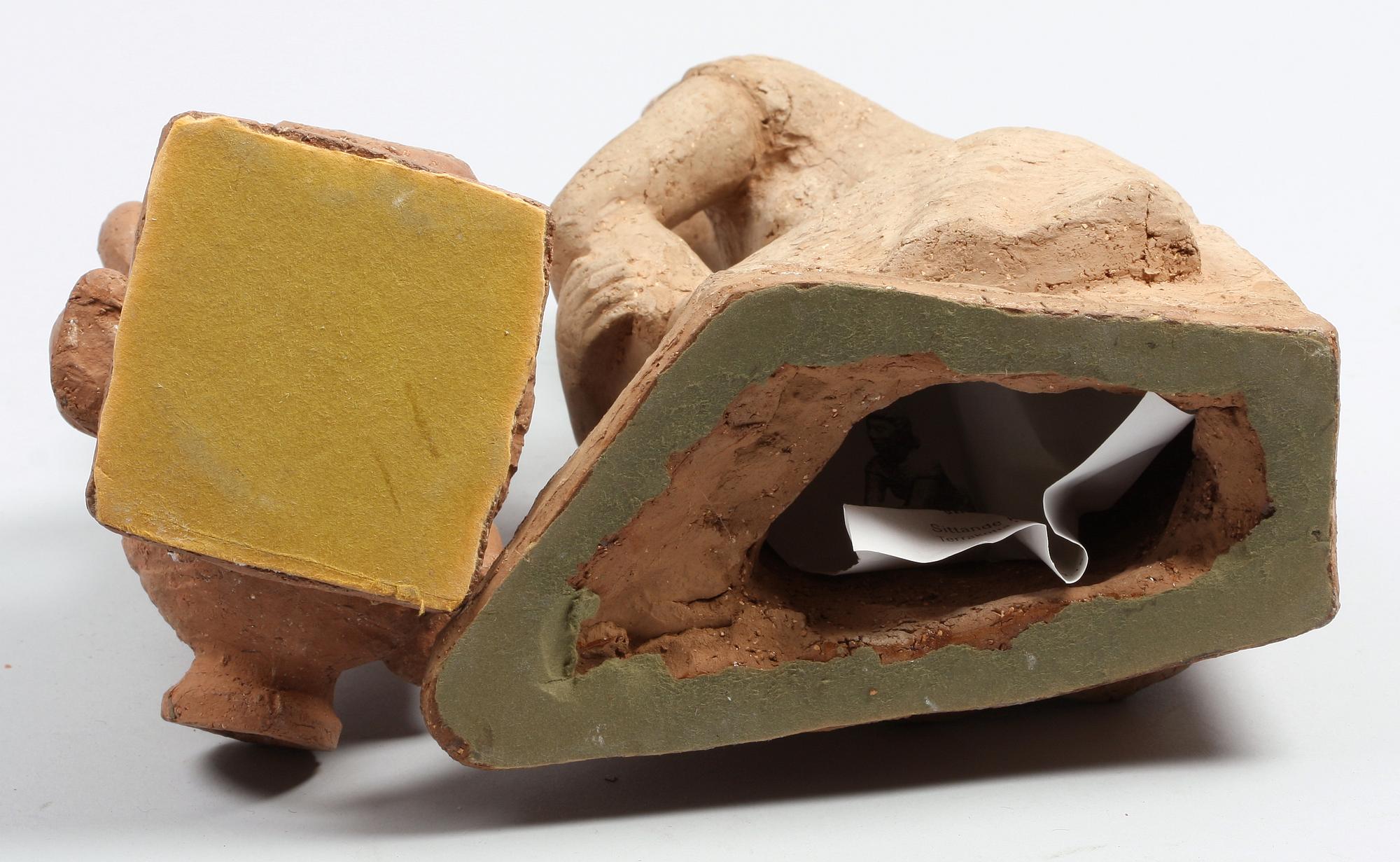 SKULPTURER, 2 st, lergods, David Wretling, sign. En dat 1959.