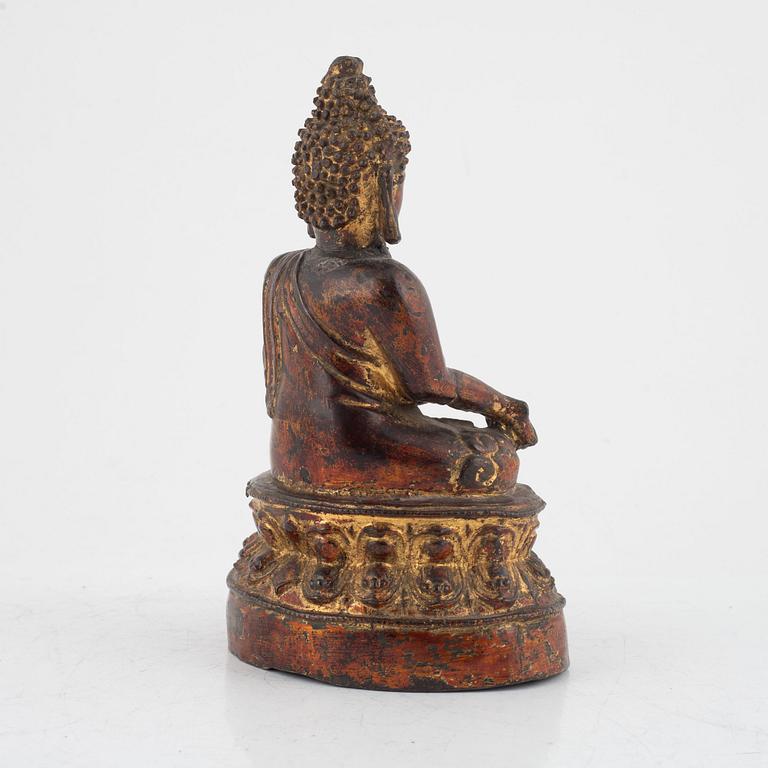 Buddha, brons, troligen sen Ming (1368-1644).