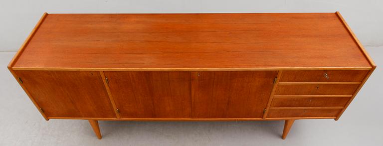 SIDEBOARD, 1900-talets andra hälft.