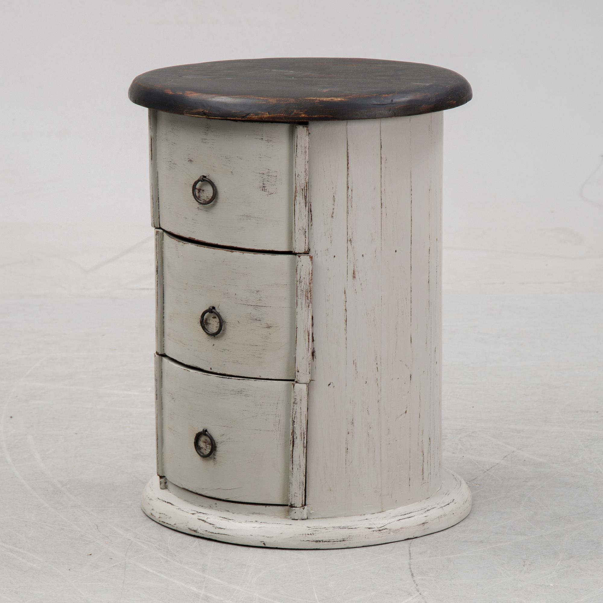 Sängbord, sent 1900-tal.