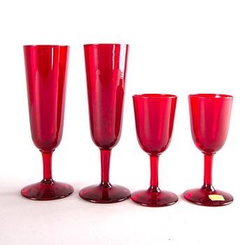 A Monica Bratt 27 pcs glass service from Rejmyre.