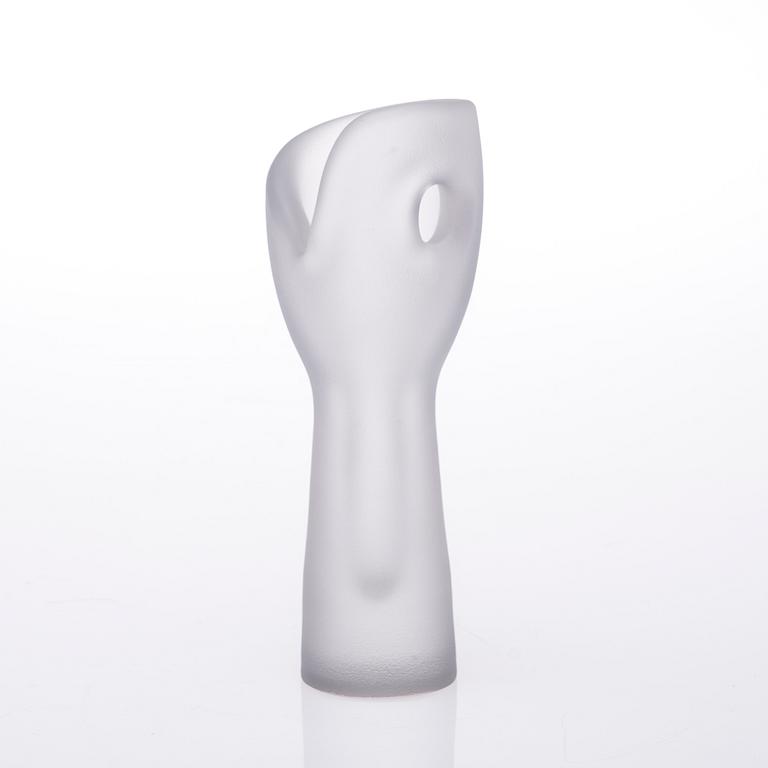 VAS, glas, "Hiidennyrkki" (Jättens näve), signerad Timo Sarpaneva Iittala.