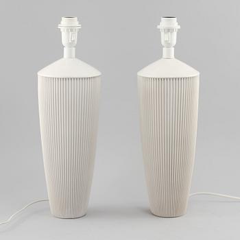 BORDSLAMPOR, ett par, Pentik, 2000-tal.