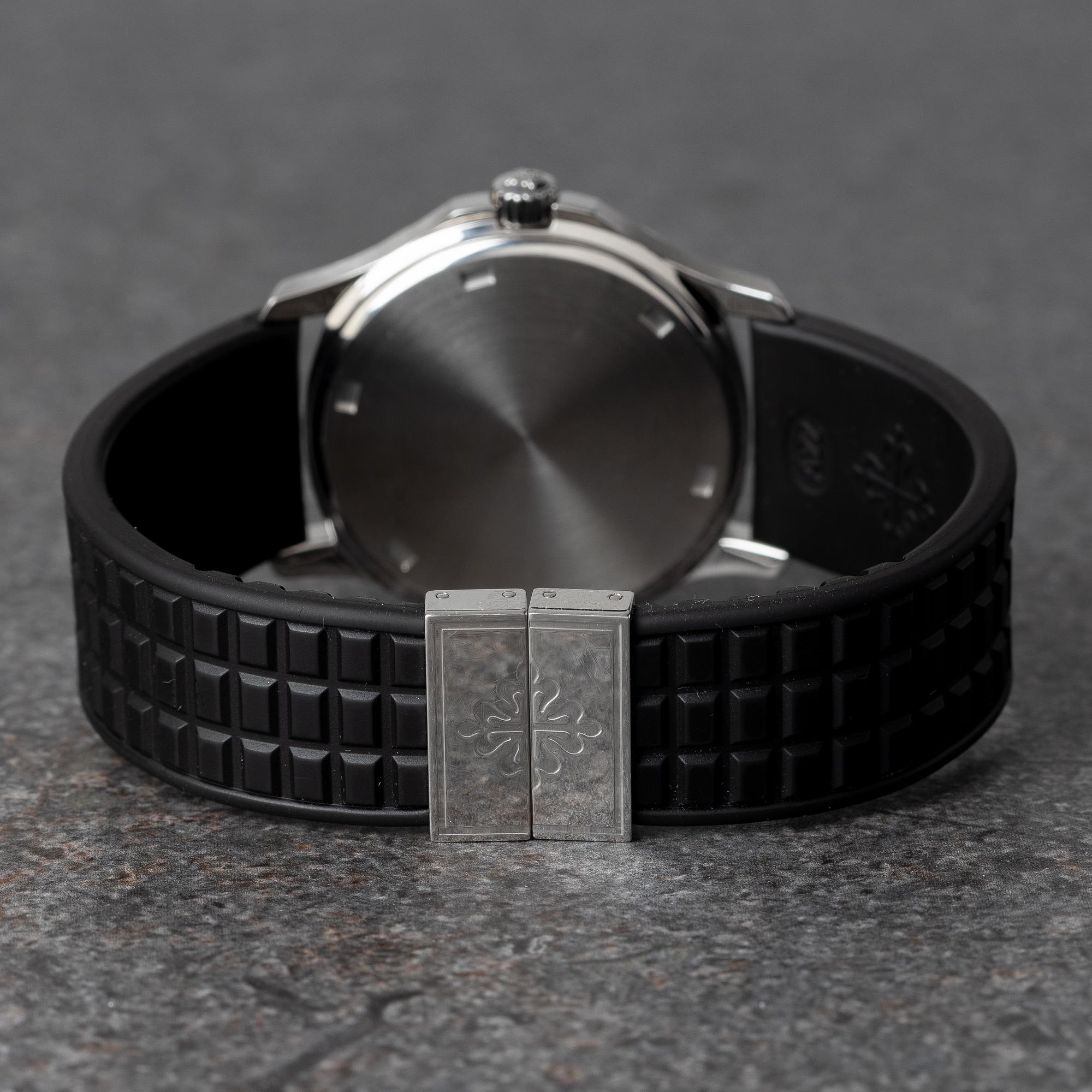 Patek Philippe, Aquanaut, "Diamond Bezel", ca 2007.