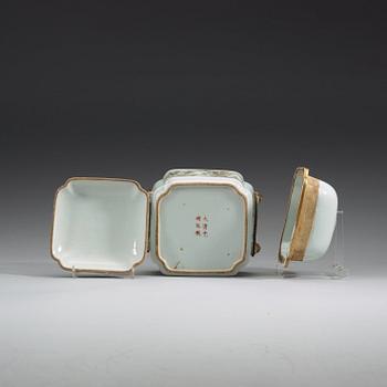 A square food container with cover and separate warmer, Republic, Guangxu six-character mark.