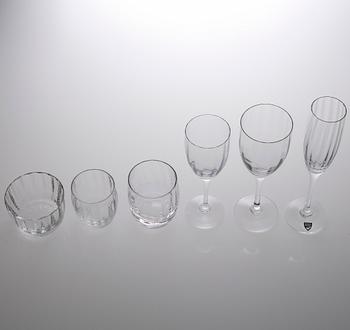 SERVISGLAS, 34 delar, "Optica", Gunnar Cyrén, Orrefors, 1900-talets andra hälft.