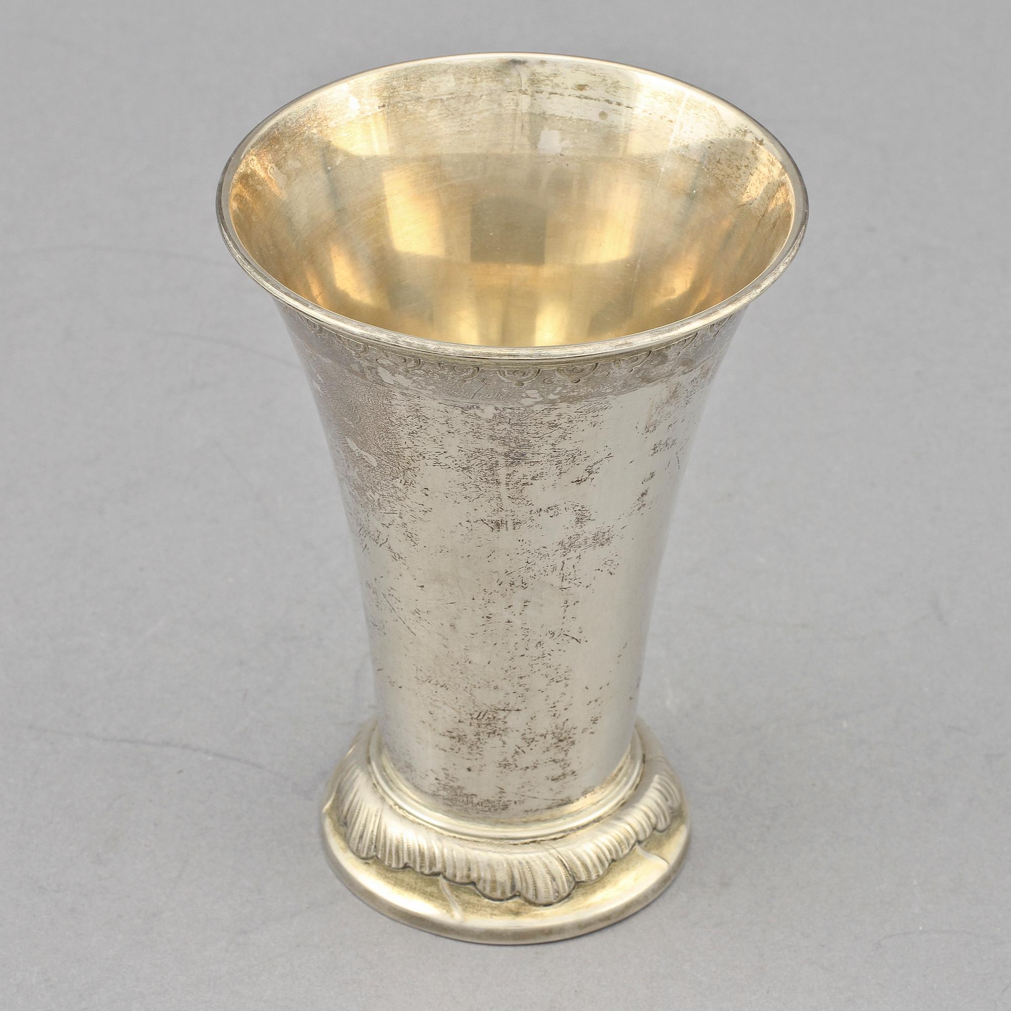 POKALER, 3 st, Sverige, 1900-tal, vikt 690 g.