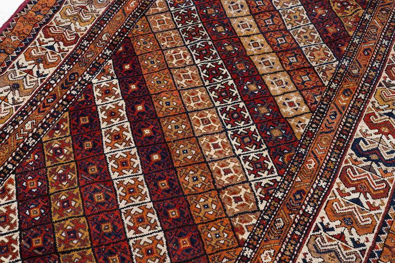 Rug, Genje, late 19th century, approx. 320 x 160 cm.