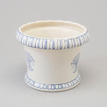 WILHELM KÅGE, a creamware plant pot from Gustavsberg, 1920's.