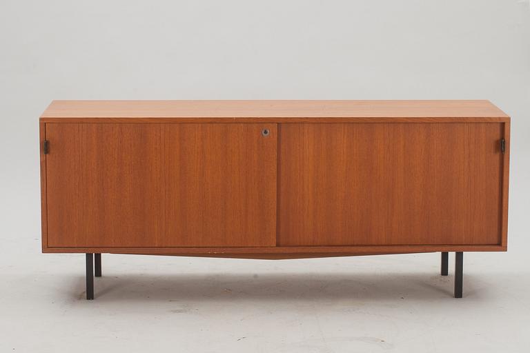 SIDEBOARD, Florence Knoll, Knoll International, licenstillverkat av NK:s verkstäder i Nyköping, 1964.