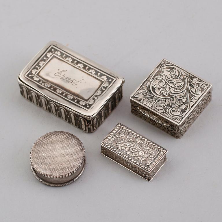 MINIATYRDOSOR, 4 st, silver, 1900-talets första hälft.
