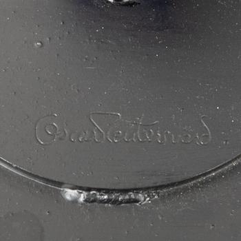 Oscar Reutersvärd, Upward-Striving Chain.