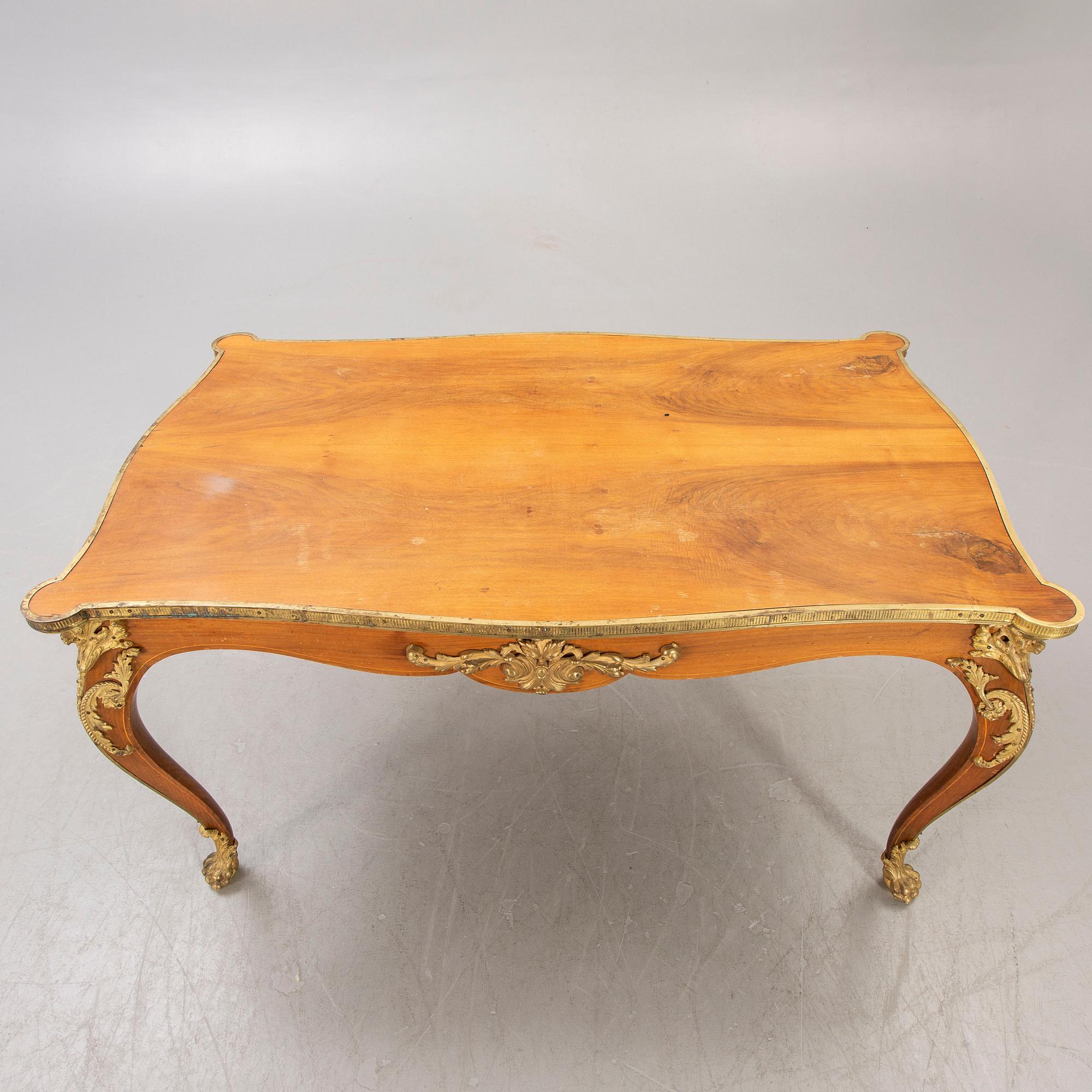 Bord, Rokoko-stil, 1900-talets mitt.