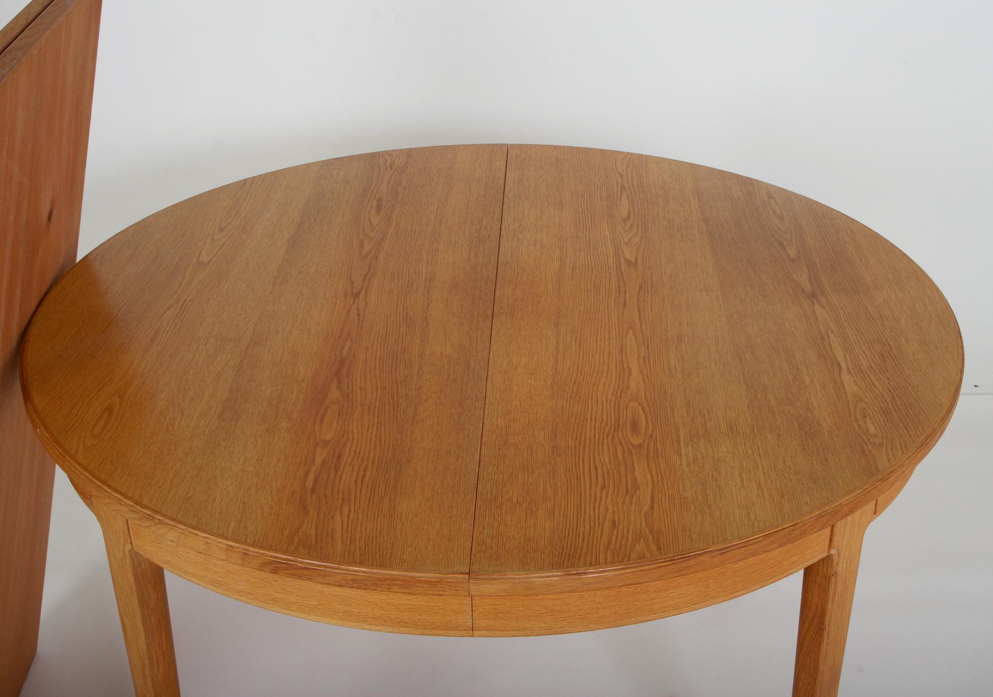 MATSALSMÖBLEMANG, 7 delar. Design Carl Malmsten  "Herrgården" resp "Ulvåsa", Bodafors.