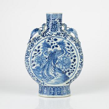 A blue and white Chinese moonflask, late Qing dynasty.