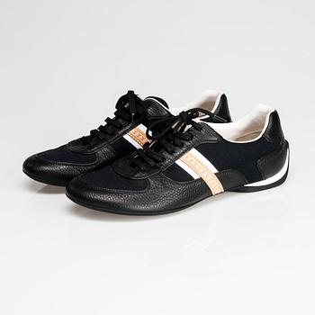 SKOR, Louis Vuitton.