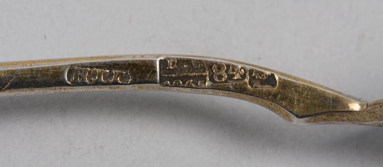 CIGARETETUI, SAMT TESKEDAR, 4st , silver, Ryssland.