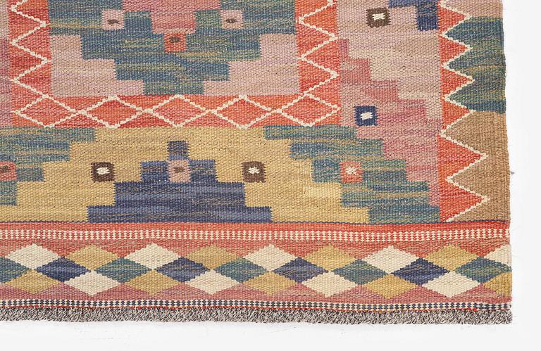 Märta Måås-Fjetterström, matta, "Policolor", rölakan, ca  218 x 119 cm, signerad MMF.