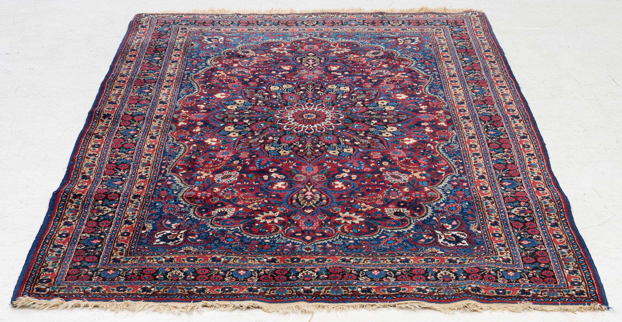 Matta, Moud, ca 205 x 133 cm.