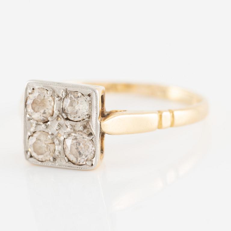 Ring 18K guld med gammalslipade diamanter.