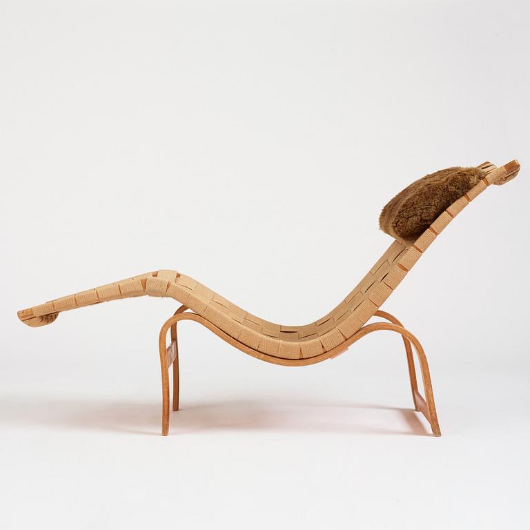 Bruno Mathsson, a birch and beech 'Liggstol nr 36' lounge chair, Firma Karl Mathsson Värnamo Sweden 1941.