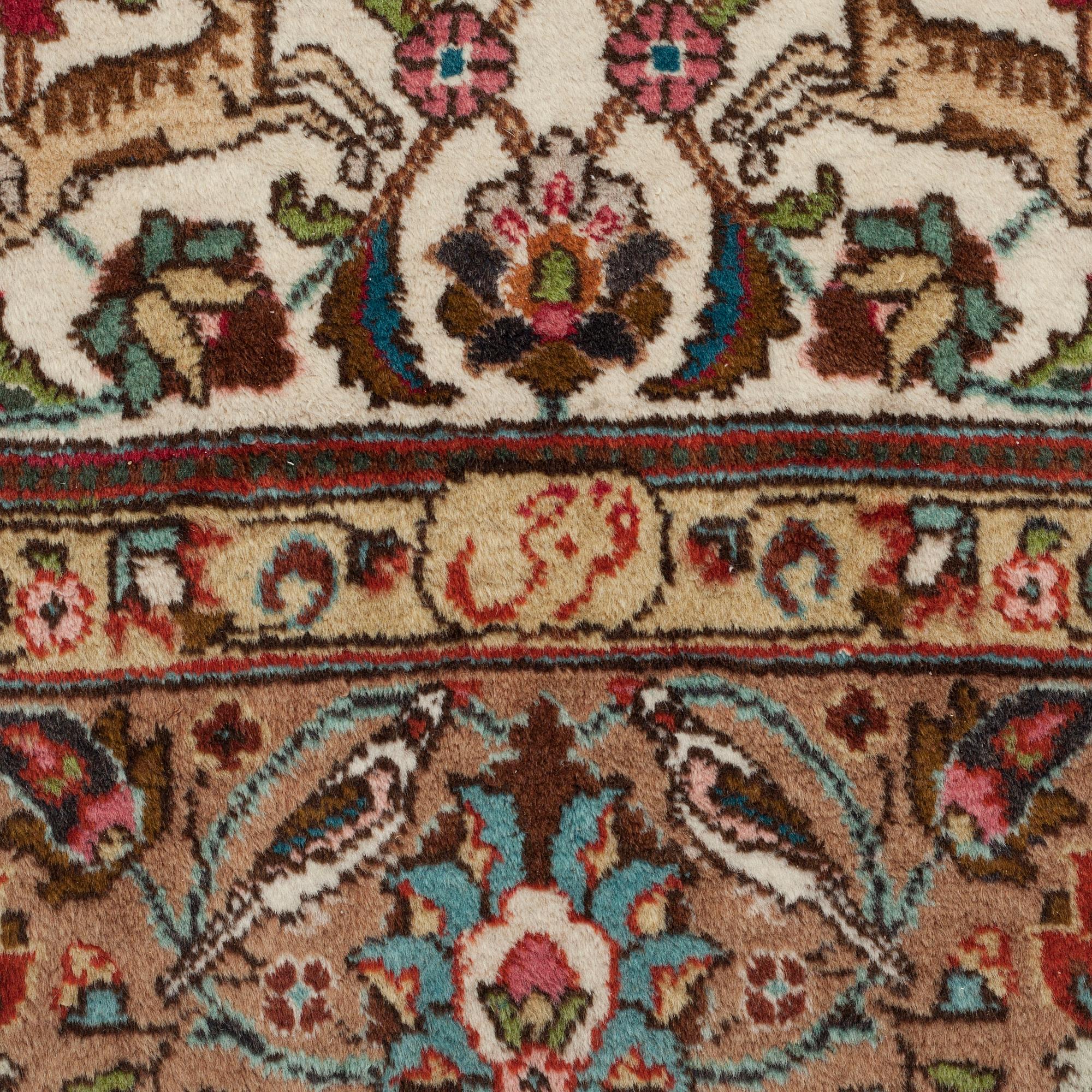 MATTO, a semi-antique Tabriz, ca 311 x 208 cm.