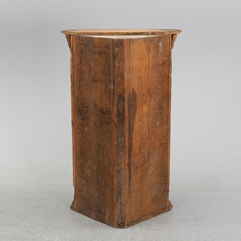 A painted corner cabinet, 19th Century.