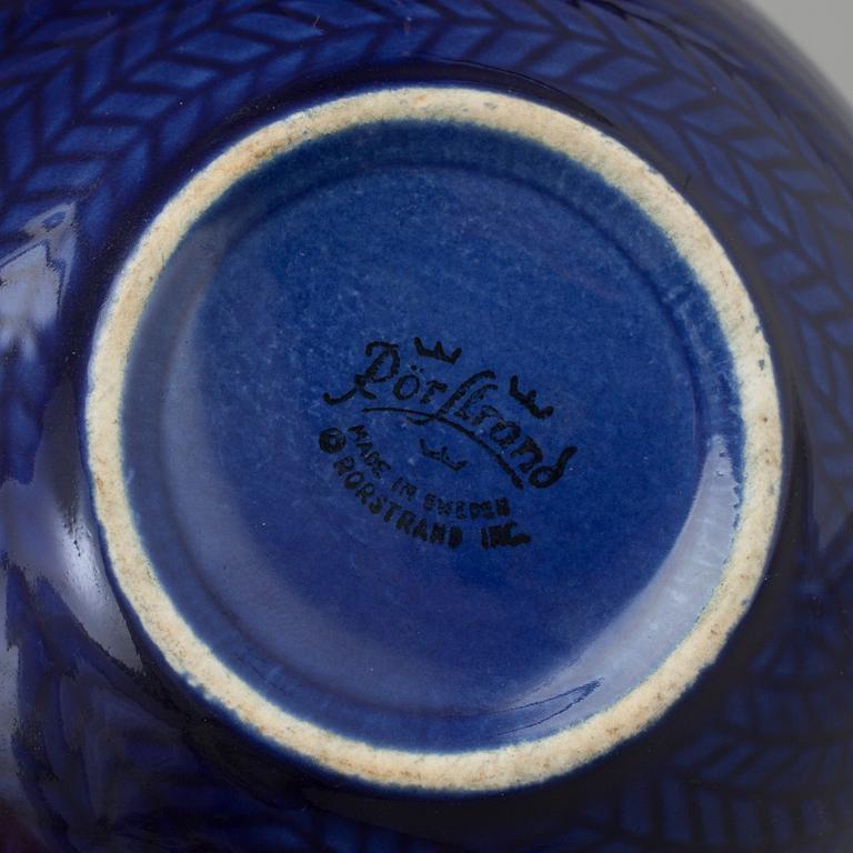 HERTHA BENGTSSON, servis, 21 delar, porslin, "Blå eld". Rörstrand.