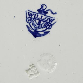 MATSERVISDELAR, 56 st, flintgods, "Willow", Gustavsberg.