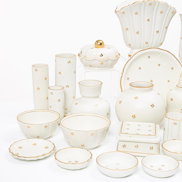 Wilhelm Kåge, a 53-piece ceramics collection 'Carrara', Gustavsberg.