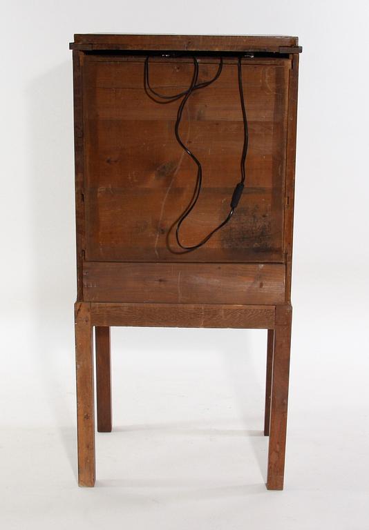 BARSKÅP, delvis 1800-tal.