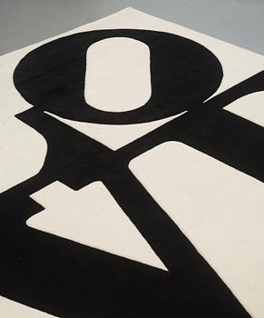 Robert Indiana, CARPET. "Black on White", Chosen love. Hand tufted in 1995. 246 x 245 cm. Robert Indiana.