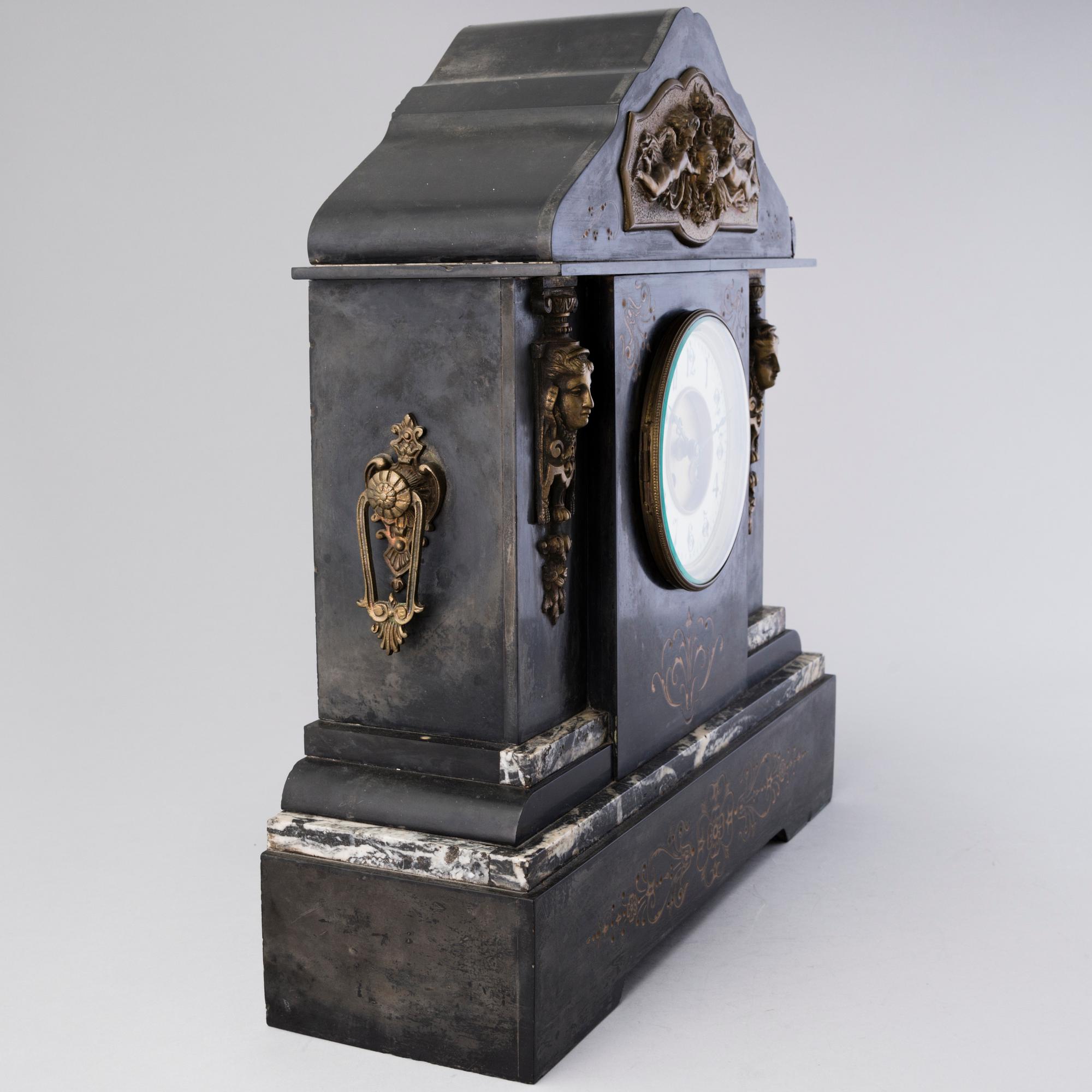 A Japy Frères mantel clock, late 19th Century.