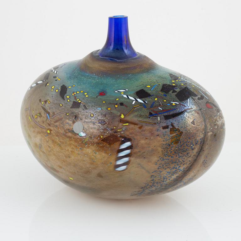 Bertil Vallien, a glass vase, Kosta Boda Atelier 1993.