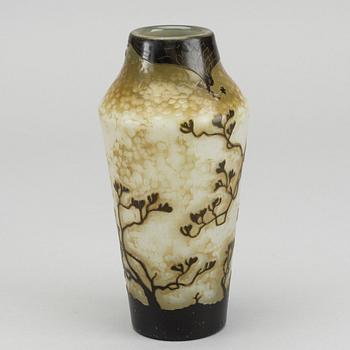 DAUM NANCY, a signed and dated  cameo glass vase.