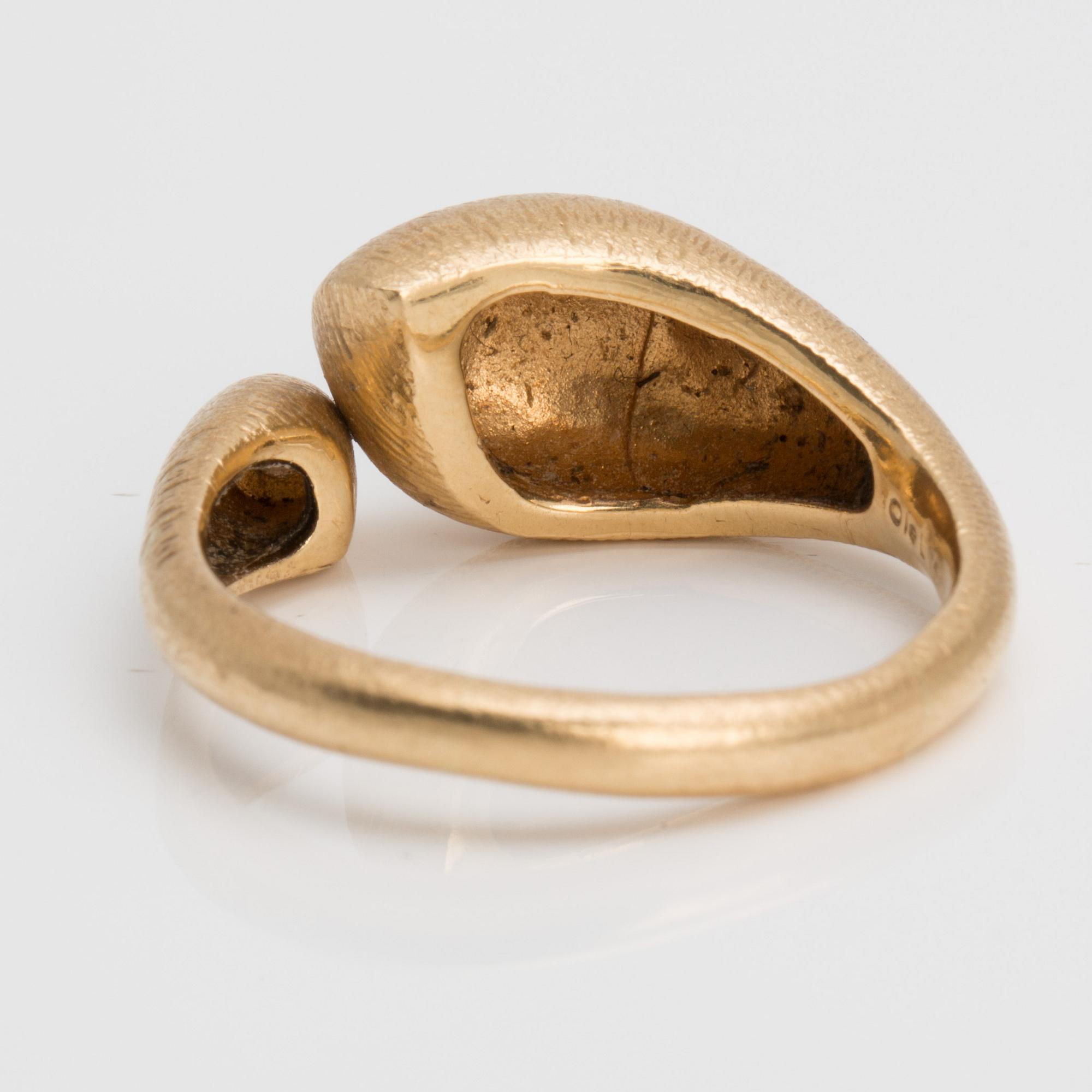 OLE LYNGGAARD COPENHAGEN, ring, 18K gold with ca 0.05 ct brilliant-cut diamond.
