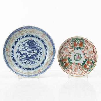 Parti, porslin, nio delar. Kina, 1900-tal.