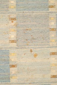 Barbro Nilsson, matto, "Falurutan, lättblå III", flat weave, ca 257 x 170 cm, signed AB MMF BN.
