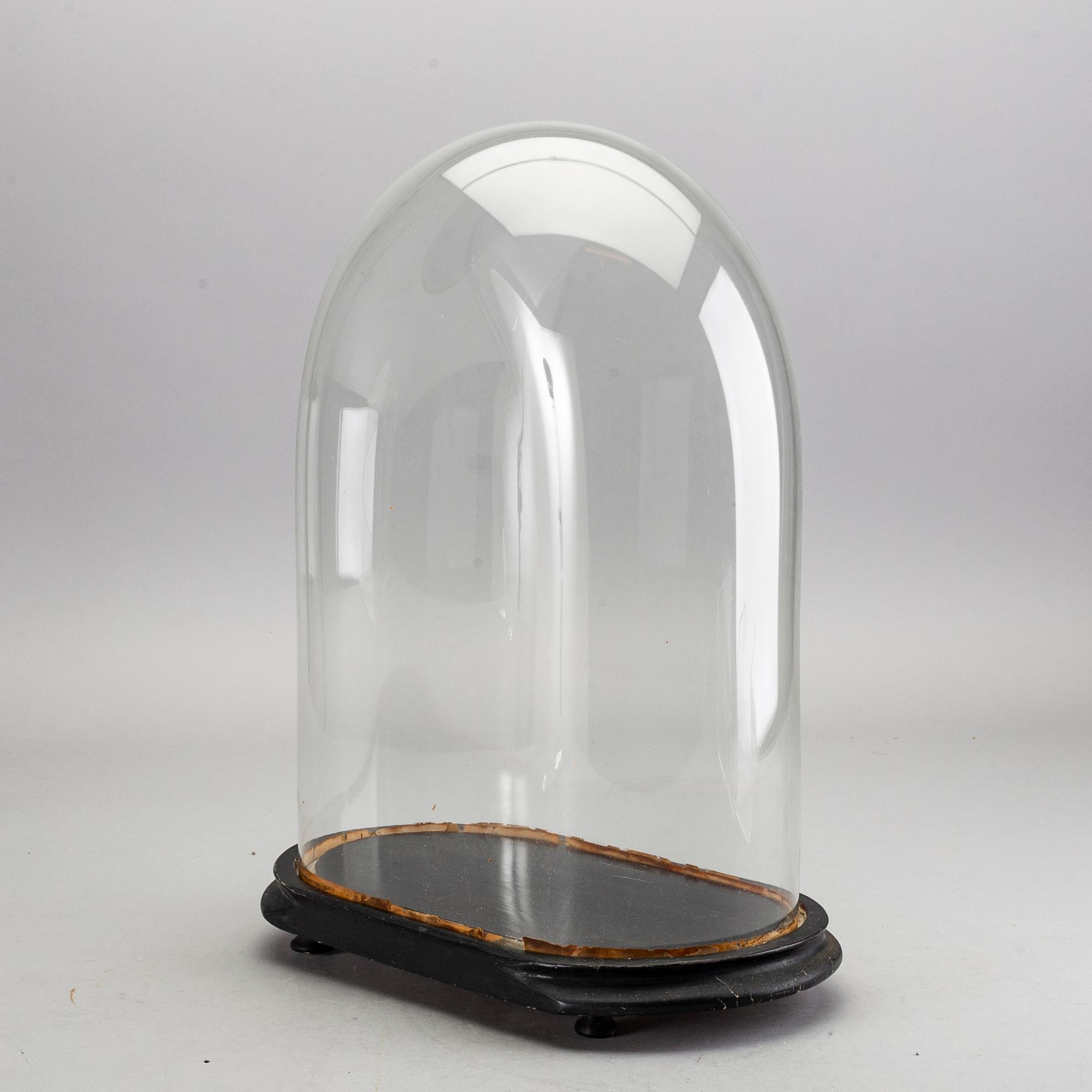 GLASHUV MED SOCKEL, omkring 1900.