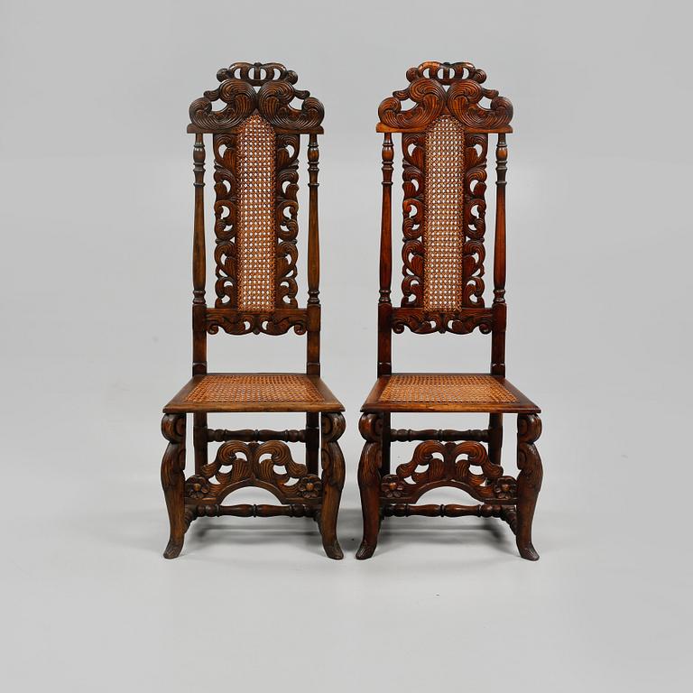 STOLAR, ett par, barockstil, 1900-talets första hälft.