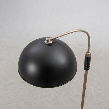 Golvlampa, 1900-talets mitt.