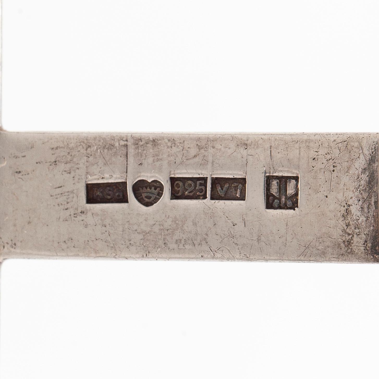 Mirjam Salminen, halssmycke, syntetisk spinell, silver.