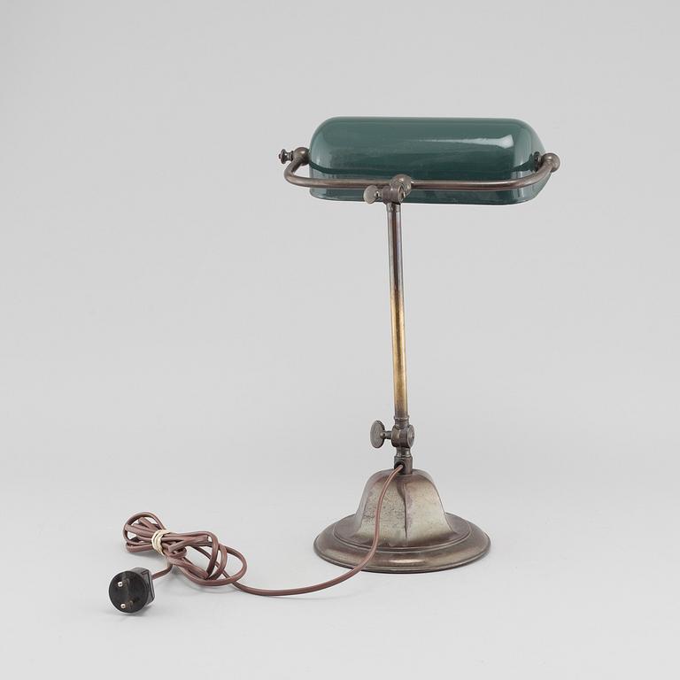 A desk lamp, first half of the 20th century.