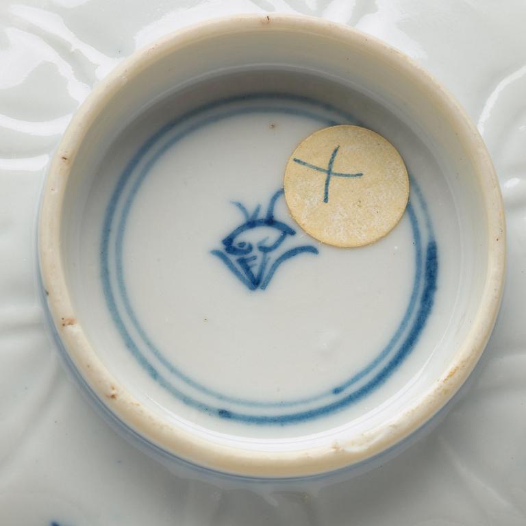 A set of 11 blue and white deep dishes, Qing dynasty, Kangxi (1662-1722).