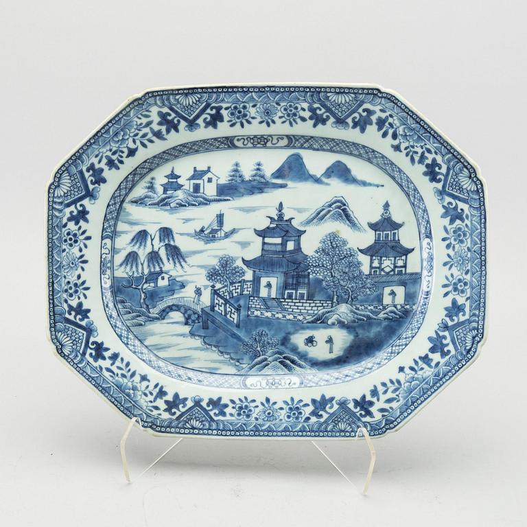 STEKFAT, 3 st, porslin, Kina Qianlong 1700-tal.