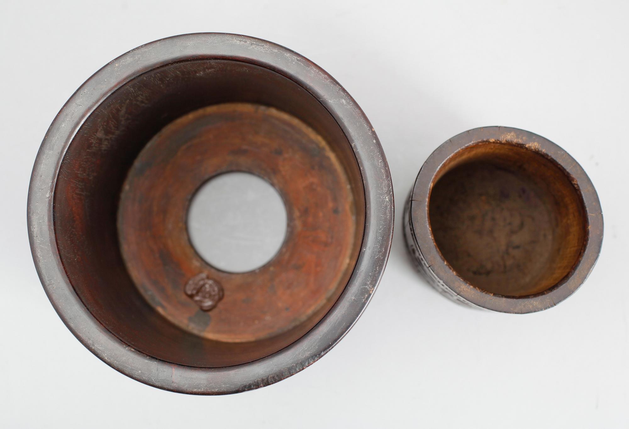 PENSELSTÄLL, 2 st, bambu, orientaliska, sannolikt 1900-talets första hälft.