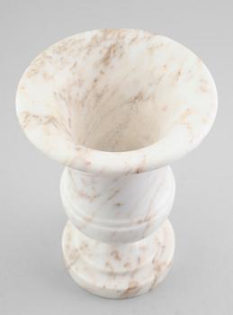 URNA, marmor 1900-/2000-tal.