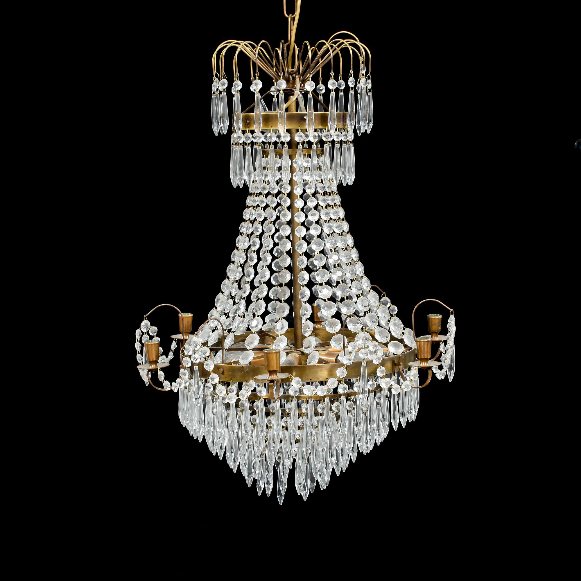 LJUSKRONA, empirstil, 1900-talets andra hälft. Höjd 72 cm.