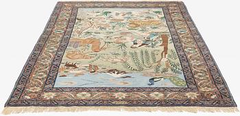 A carpet, semi-antique, Tabriz, signed, ca 271 x 175 cm.