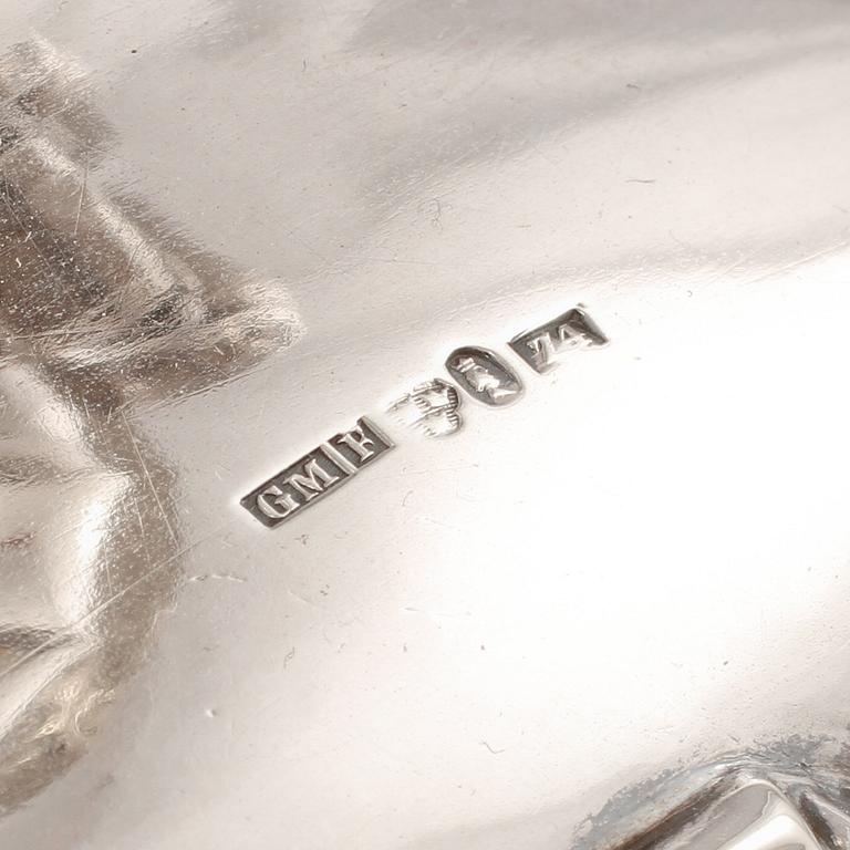 SOCKERSKÅL, silver, Gustaf Möllenborg, Stockholm, nyrokoko, 1854. Vikt 1 085 g.